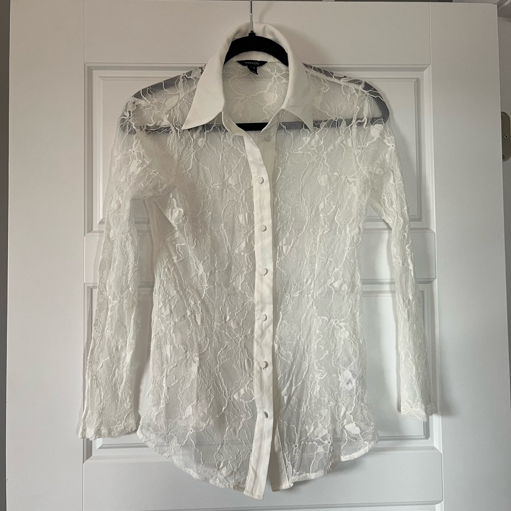 RW&CO White Lace Button-Up Blouse